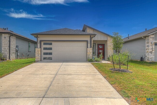 Building Photo - 1312 Plymouth St