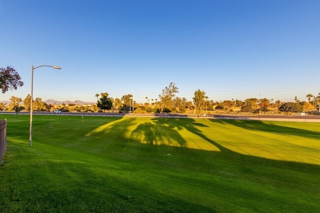 Building Photo - 7950 E Camelback Rd