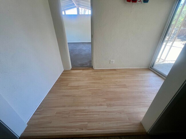 Building Photo - 56769 Joshua Dr