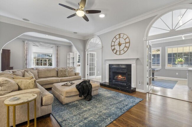 Building Photo - 97 Huntington Rd NE