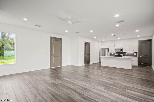 Building Photo - 3127 Tulsa Ave