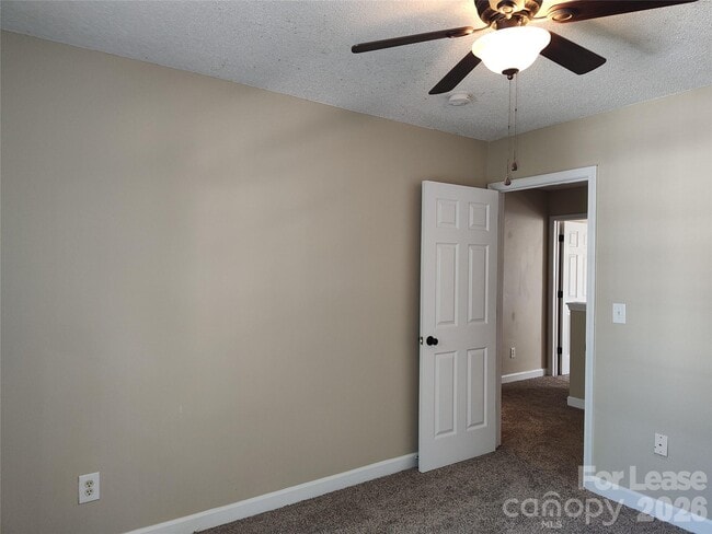Building Photo - 1408 Jordans Pond Ln
