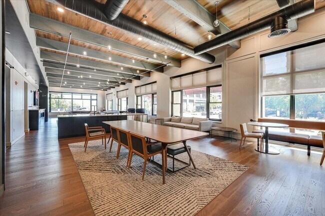 Building Photo - 1500 Hudson St