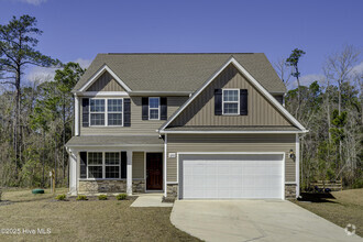 Building Photo - 640 Poppleton Dr