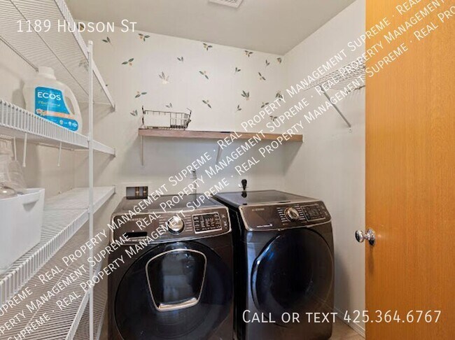 Building Photo - 1189 Hudson St
