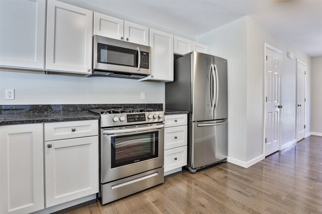 Building Photo - 181 Knollwood Way