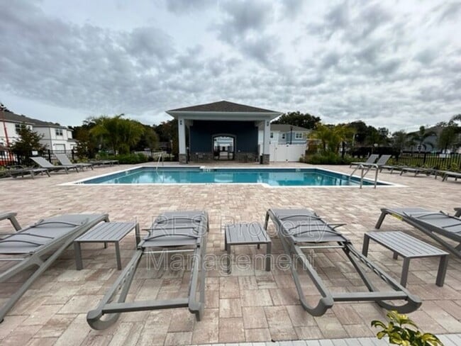 Building Photo - 1872 Erudite Wy