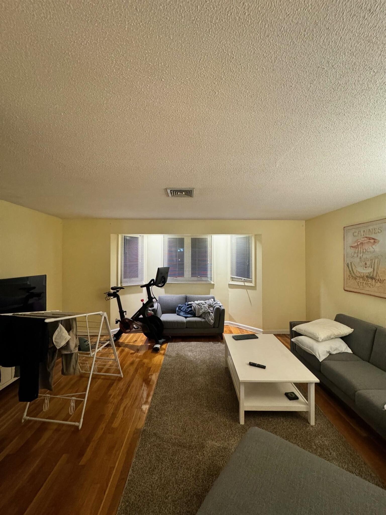 Building Photo - 620 Boston Ave