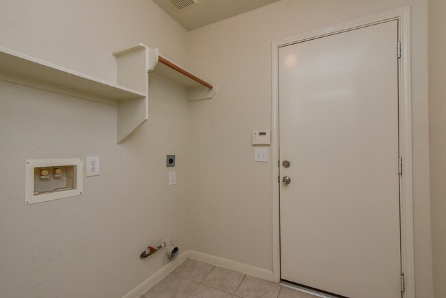 Building Photo - 11911 Brantley Haven Dr