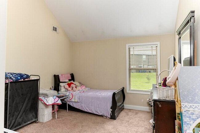 Building Photo - 2183 Bandera Dr