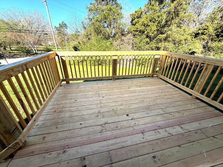 Building Photo - 2128 Candlebrook Ct