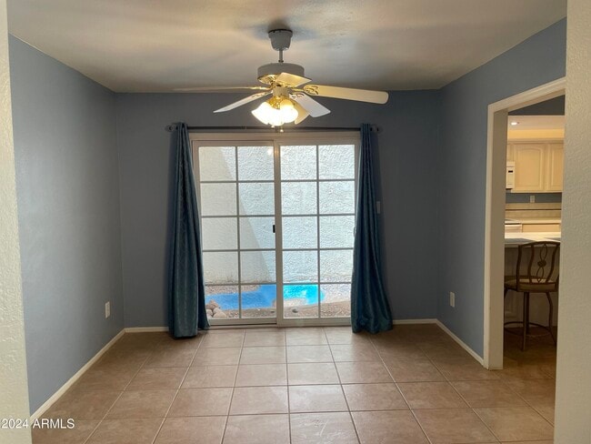 Building Photo - 8473 E Pierce St