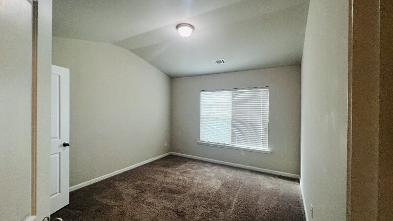 Building Photo - 256 Highland Pointe Cir E