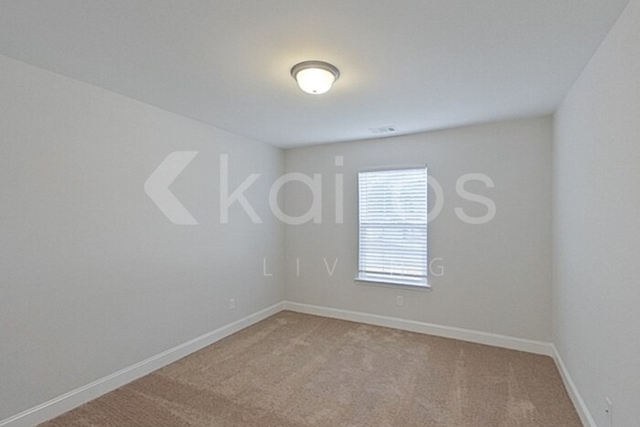 Building Photo - 103 Western Red Cedar Dr