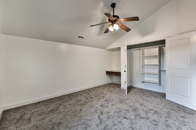 Building Photo - 2478 E Springs Dr