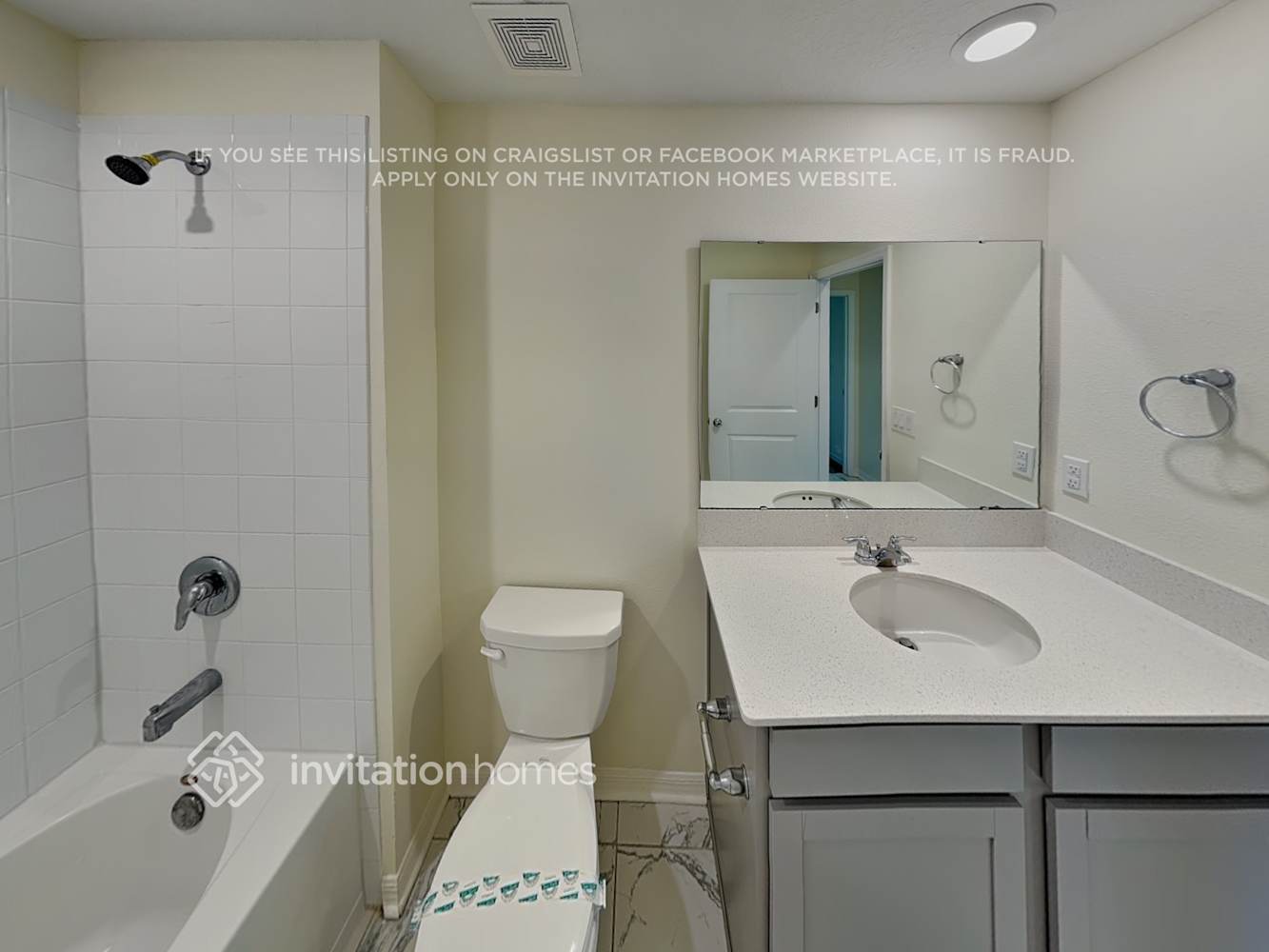 Building Photo - 4480 Holstein St