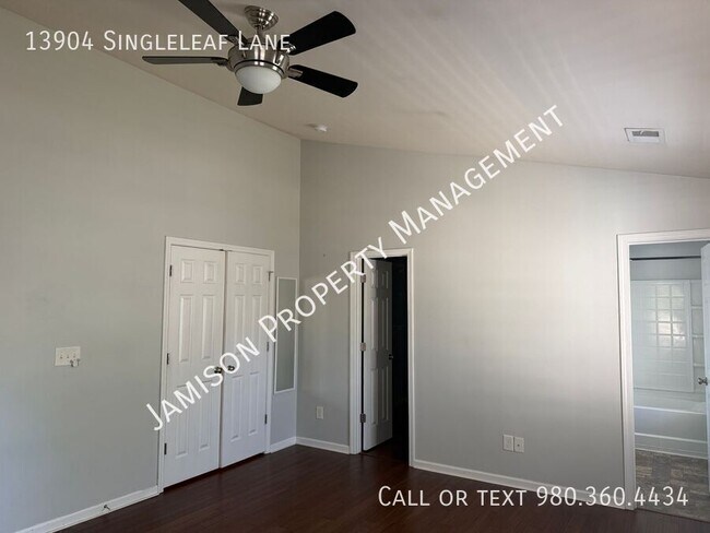 Building Photo - 13904 Singleleaf Lane