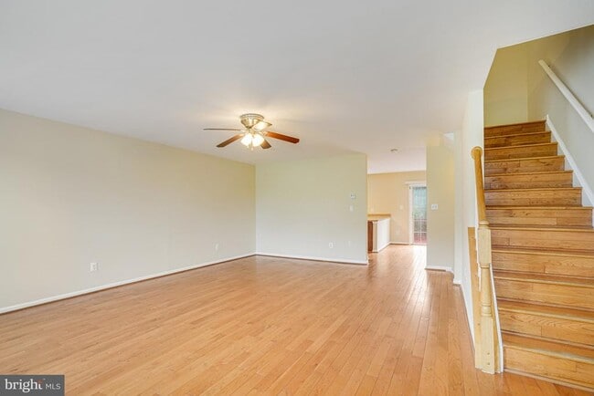 Building Photo - 6187 Les Dorson Ln