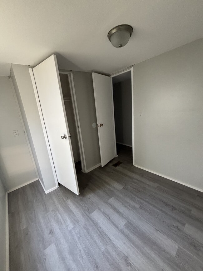 Building Photo - 40 Mcilwain Rd