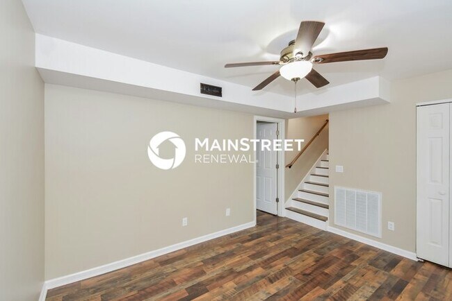 Building Photo - 3 Bedroom Pet-Friendly Home in NASHVILLE, TN with Main Street Renewal