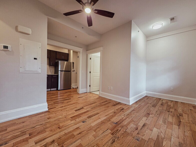 Building Photo - 3113 Warsaw Ave