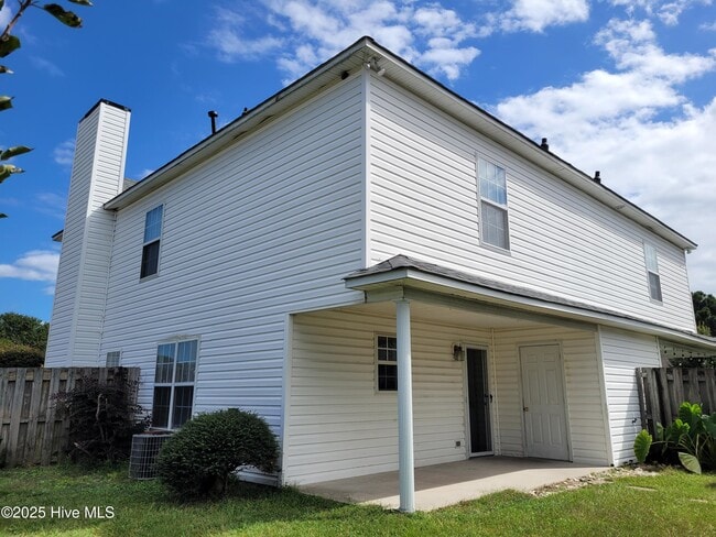 Building Photo - 3032 Edward Ct