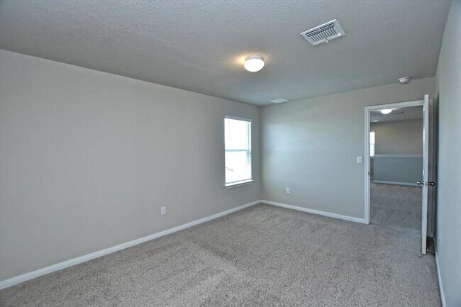 Building Photo - 109 Marimoor Dr