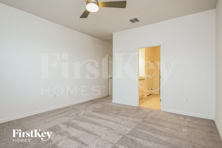 Building Photo - 1173 Spokane Pt