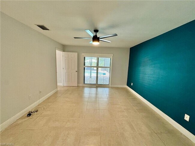 Building Photo - 5580 Cynthia Ln