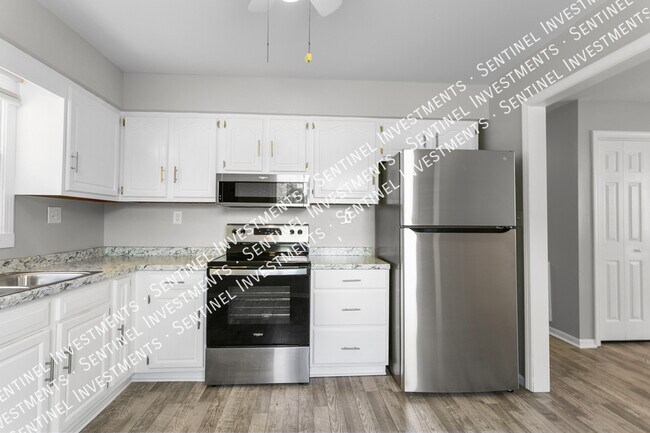 Building Photo - 3 Bedroom 2 Bathroom House Near KU Med