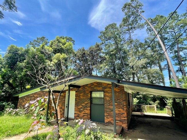 Building Photo - 314 Cardinal Ct