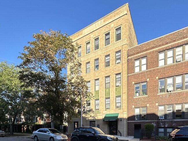 Building Photo - 3836 N Fremont St