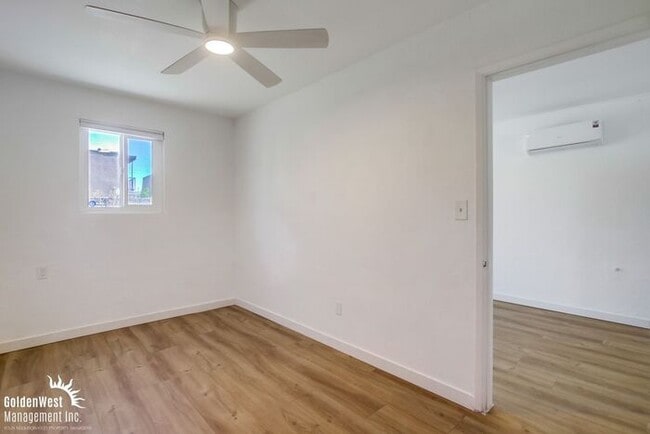 Building Photo - Beautifully Renovated 1Bdm 1Ba Apartment i...