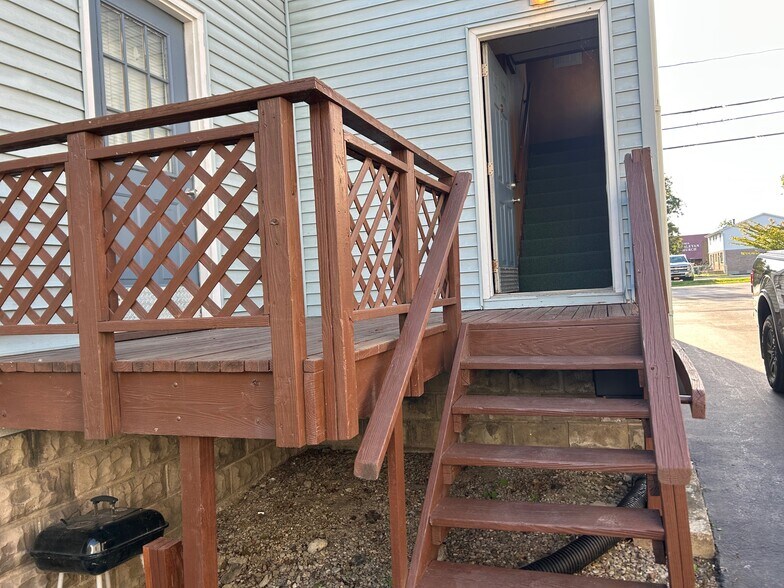 Building Photo - 4224 S Park Ave