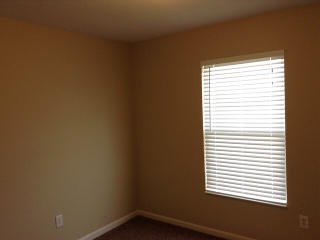 Building Photo - 118 Friar Tuck Dr