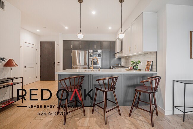 Building Photo - 1333 Orange Grove Ave