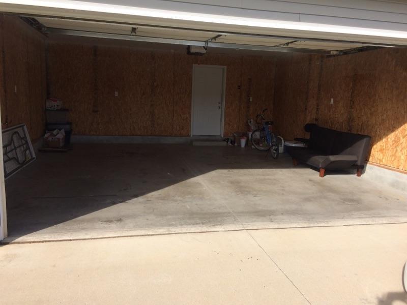 Building Photo - 1519 Springbrook Dr
