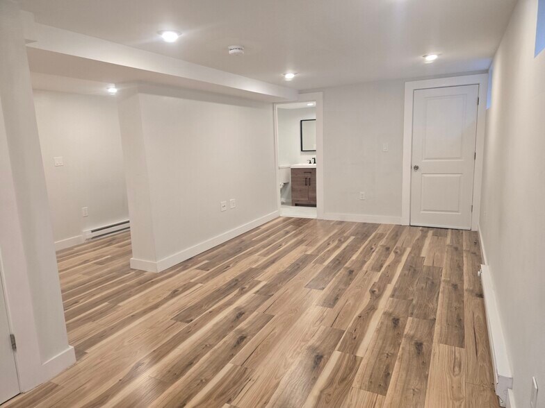 Building Photo - 81 Bailey Rd