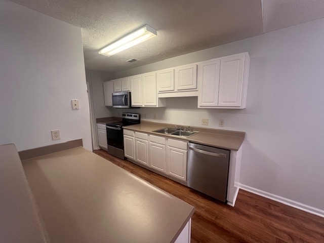 Building Photo - 513 Meadowland Ct