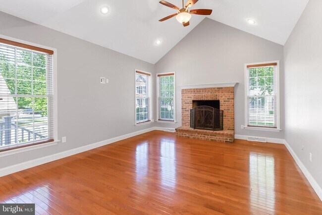 Building Photo - 1298 Vickery Ln