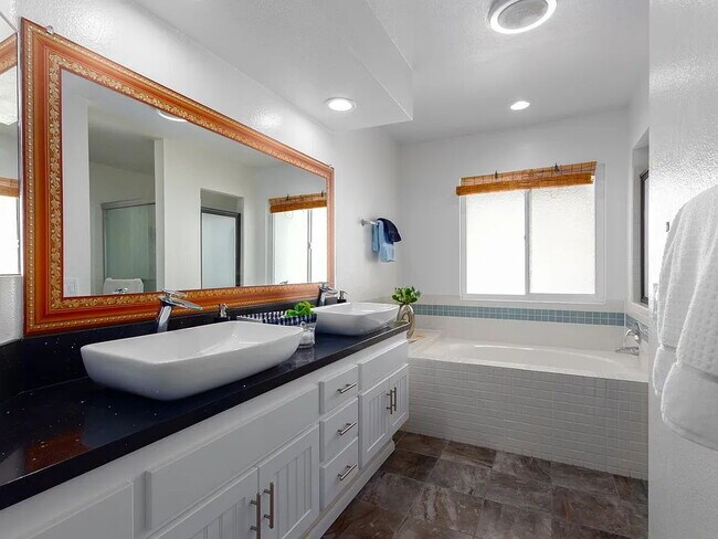 Building Photo - NO MIN CREDIT SCORE REQUIRED, BK OKAY, PAS...