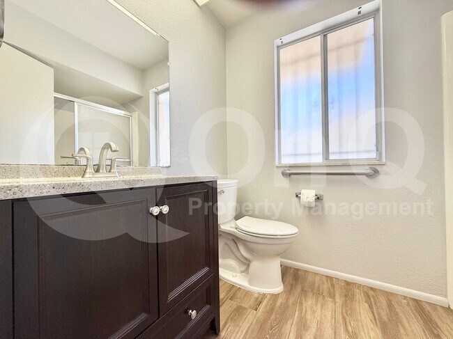 Building Photo - 10829 W Sarabande Cir