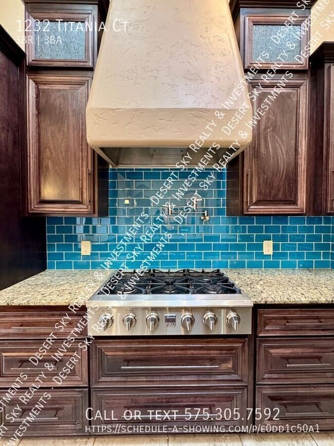 Building Photo - 1232 Titania Ct