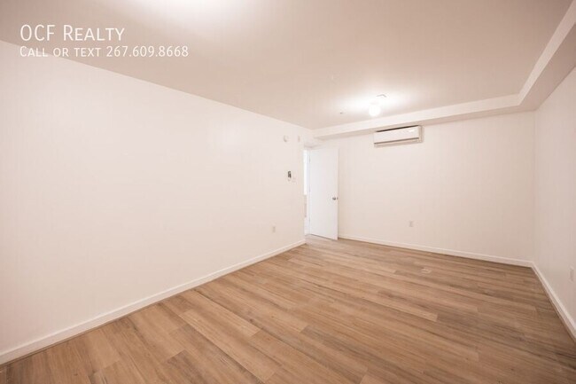 Building Photo - 711 W Thompson St