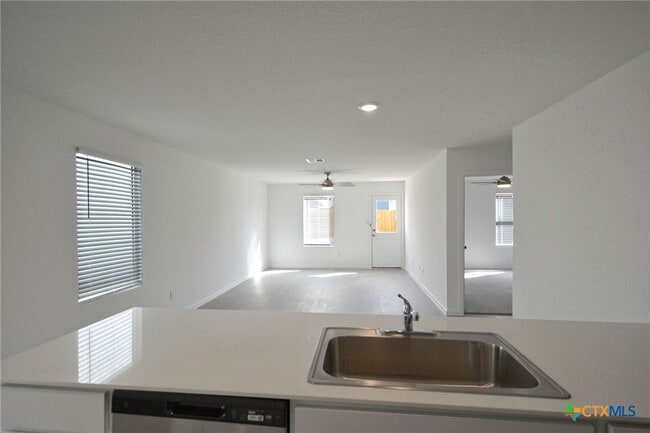 Building Photo - 11559 Field Briar
