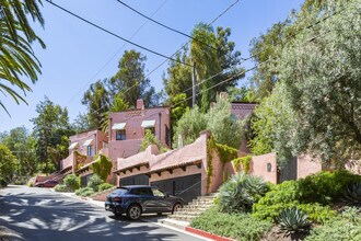 Building Photo - The Remington