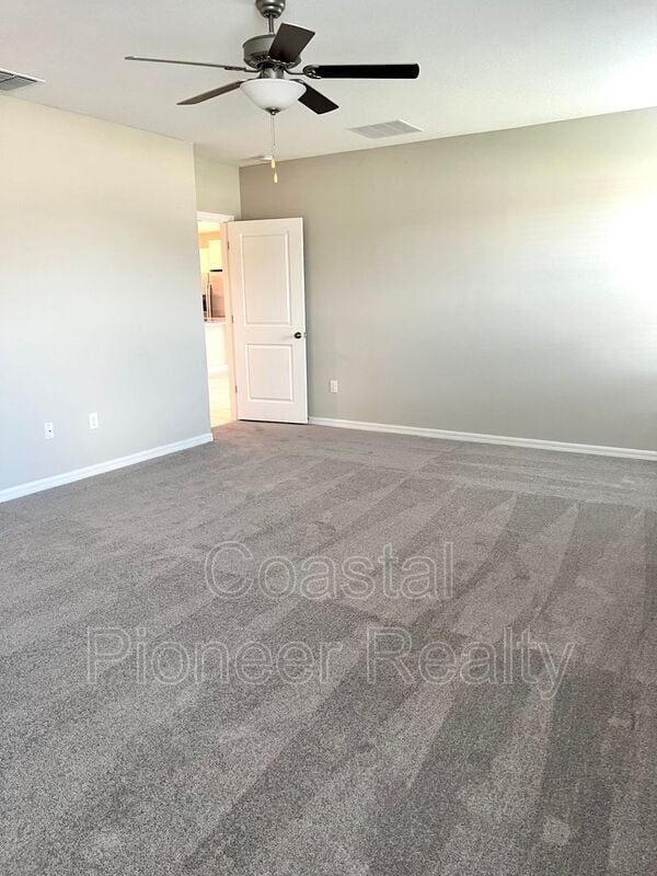 Building Photo - 16695 Parker River St