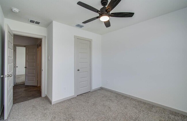 Building Photo - 14543 Rain Tree Dr