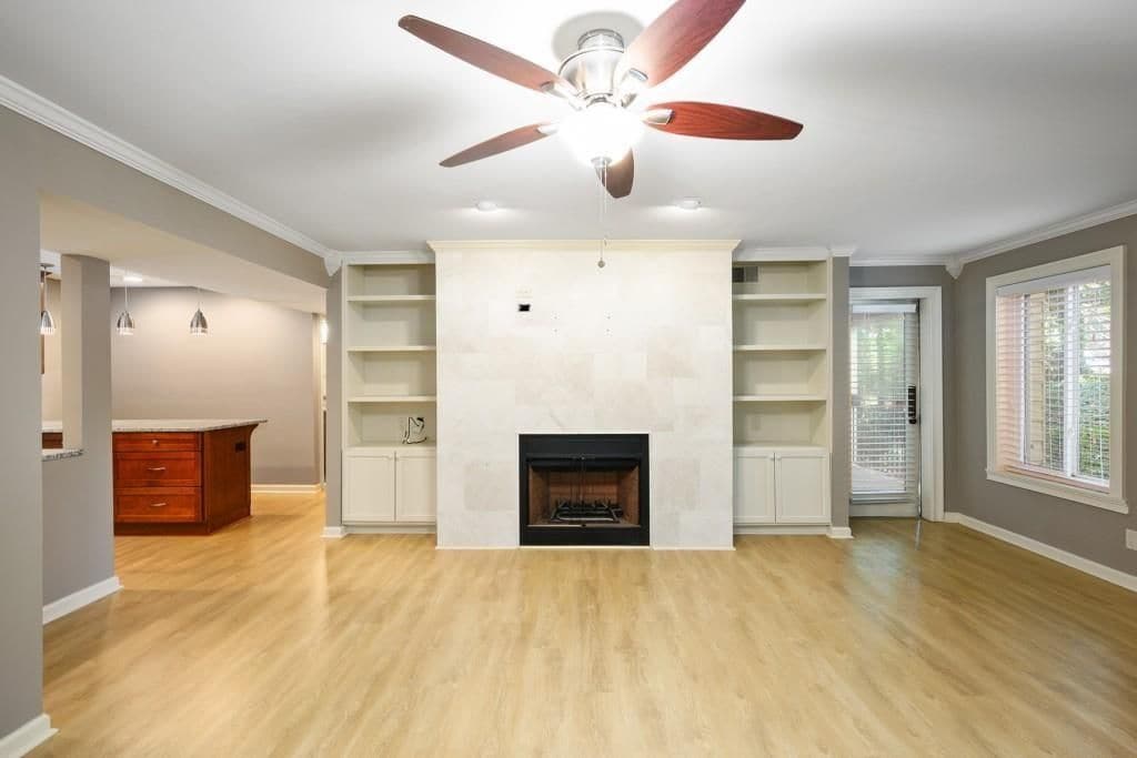 Building Photo - 558 Emory Oaks Way