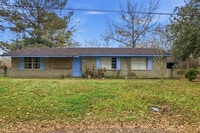 Building Photo - 919 25th St